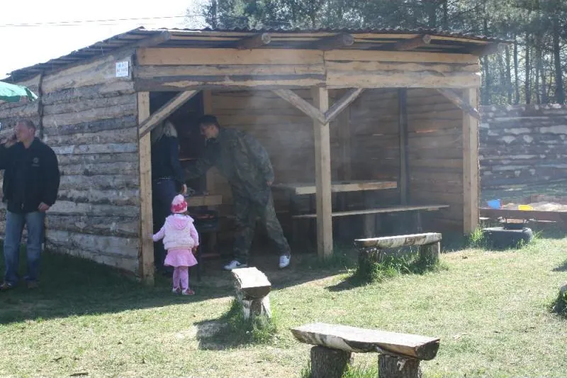 Początki Paintball Sierpc – archiwalne pole, drewniane przeszkody i spotkania