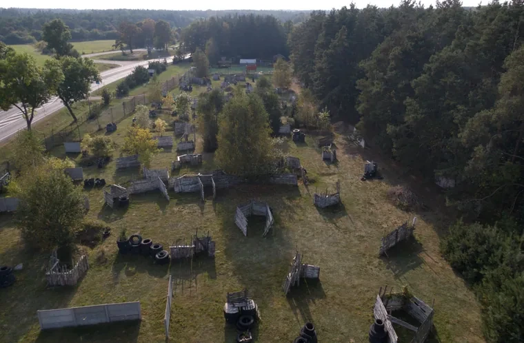Archiwalne zdjęcie rozbudowy Paintball Sierpc